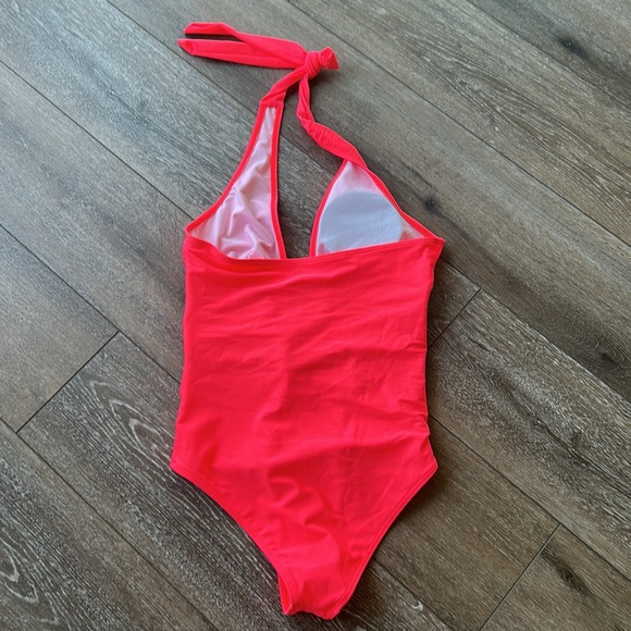 Never worn. - Picture 2 of 2